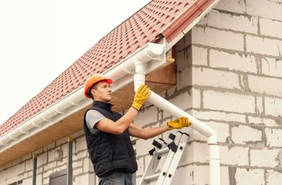 Pose et remplacement de gouttières à Coubron